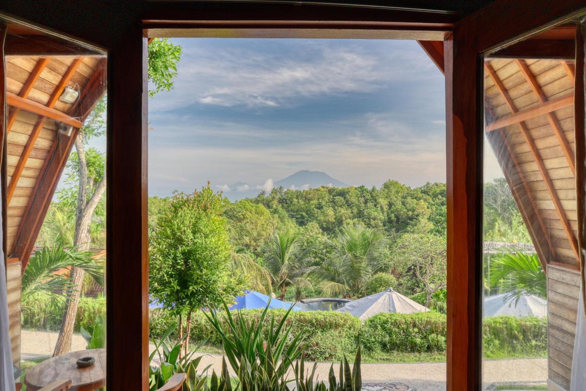 Bagia Bungalows Batumadeg Buitenkant foto