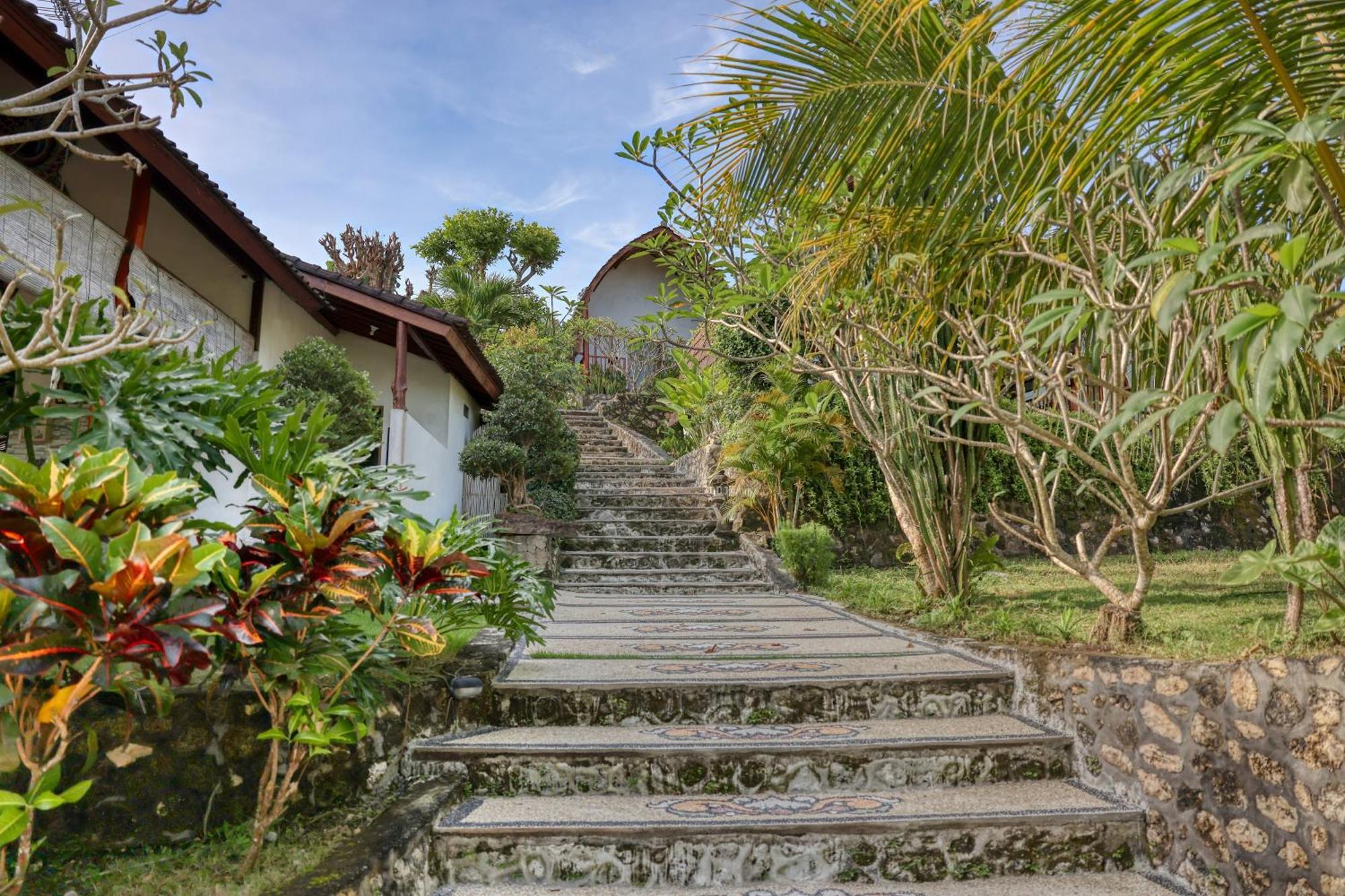 Bagia Bungalows Batumadeg Buitenkant foto