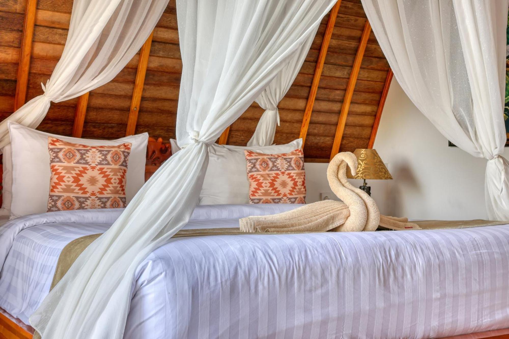 Bagia Bungalows Batumadeg Buitenkant foto